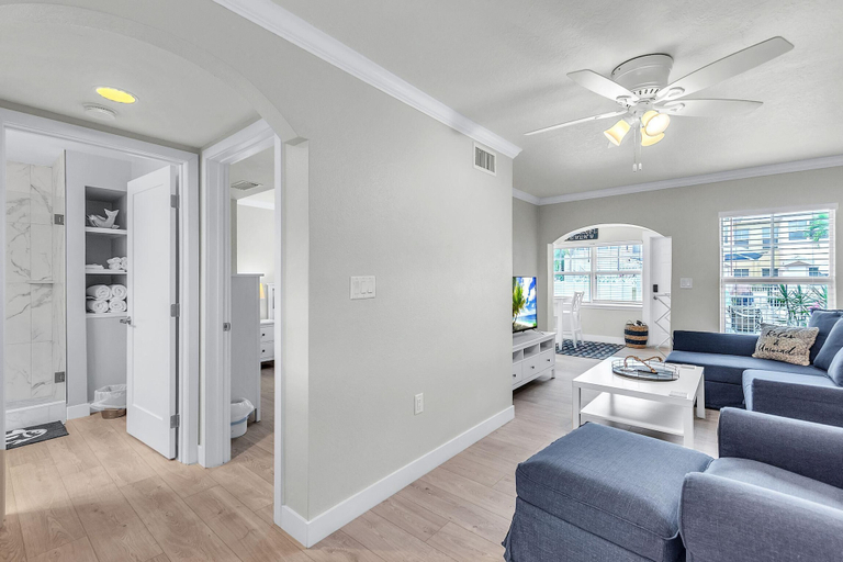 Living area 2, Barefoot Beach Resort A105, Pinellas