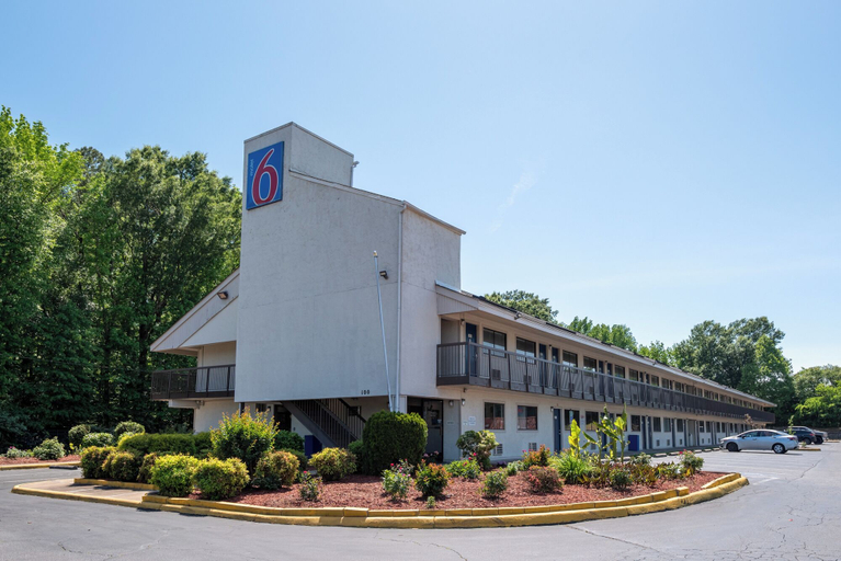 Exterior & Views 2, Motel 6 Richmond, VA - Midlothian Turnpike, Richmond