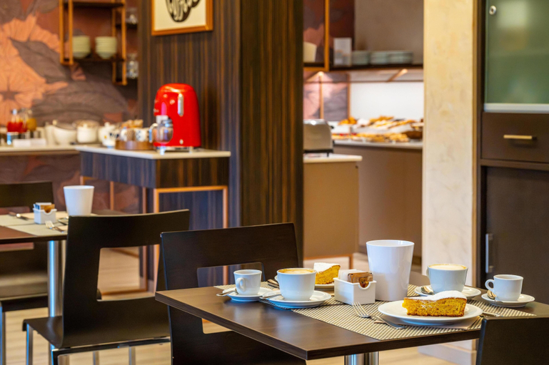 Food & Drinks 5, San Giorgio, Sure Hotel Collection by Best Western, Forli' - Cesena