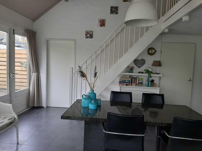Others 5, Cozy House in Breskens near Scenic Beaches, Sluis