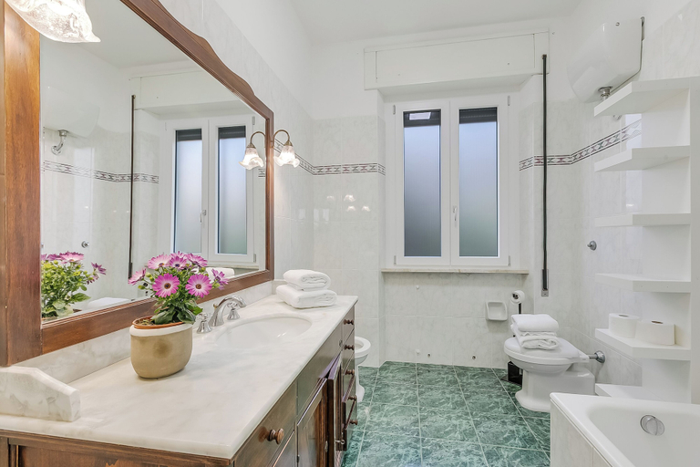 Bathroom 3, Villa Talamone With Beautiful Sea View, Grosseto