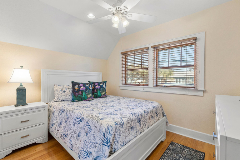 Bedroom 3, Lofty Dreams, Volusia