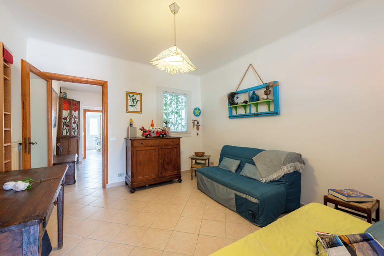 Living area 5, Kimera Del Parasio Historic Apartment for 4, Imperia