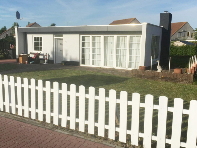Others 1, Bungalow Near Breskens Beach and Lighthouse, Sluis