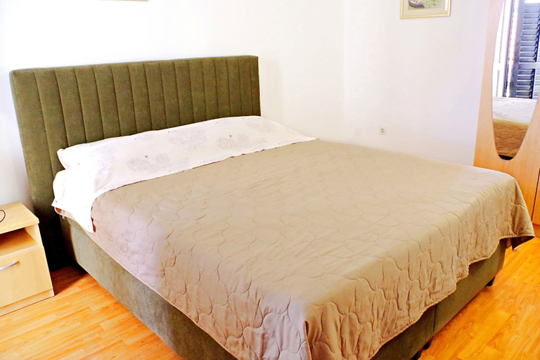 Others 3, Apartment Vlatka, Rogoznica