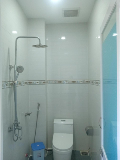 Bathroom 3, Thành Nghiêm Hotel Ninh Hòa, Ninh Hòa