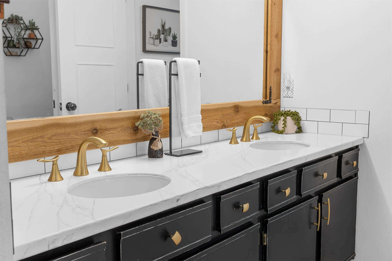 Bathroom 5, Tranquil Treehouse Loft - Golf Course Views, Taney