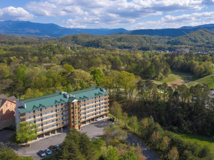 Exterior & Views 2, Up To Par 3211 by Jackson Mountain Rentals, Sevier