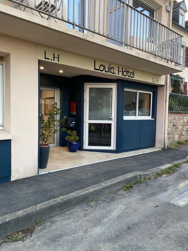 Exterior detail 2, Louis Hotel, Côtes-d'Armor