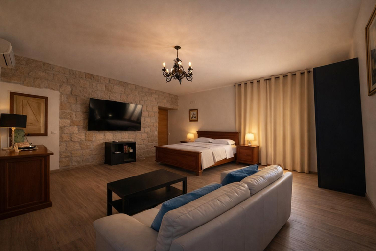 Bedroom 2, Bombrelais, Benevento