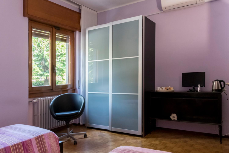 Bedroom 2, B&B Orio BGY, Bergamo