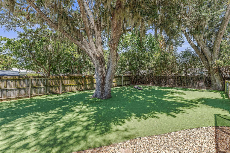Property grounds 2, Sunny Dayz, Volusia