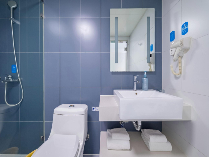 Bathroom 4, Hanting Hotel Beijing Taoran Pavilion , Beijing