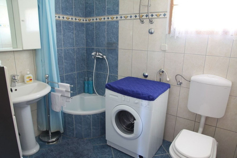 Others 5, Apartment Marina, Supetar