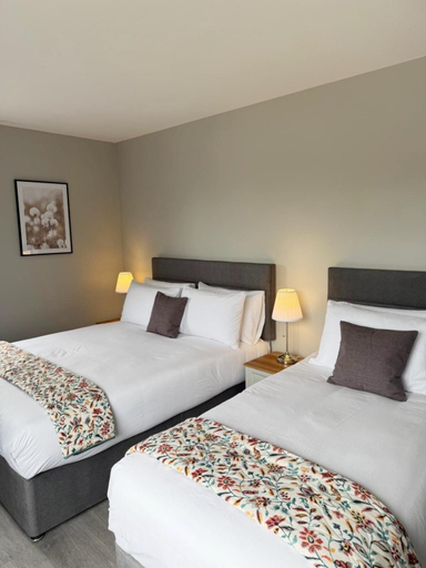 Bedroom 2, Balreask Bar, Restaurant & Guest Accommodation