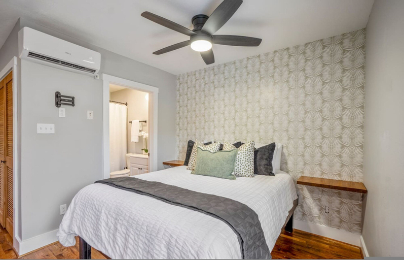 Room 4, East End Studio Close to Houston Hotspots, Houston