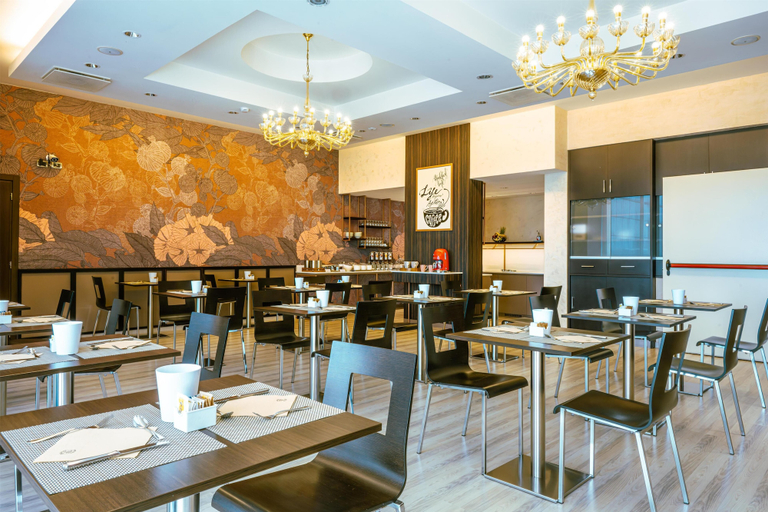 Food & Drinks 5, San Giorgio, Sure Hotel Collection by Best Western, Forli' - Cesena
