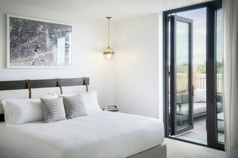 Bedroom 3, Halcyon, a hotel in Cherry Creek, Denver, Denver