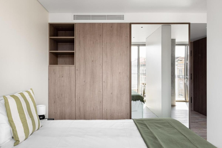 Bedroom 2, ALTIDO Luxurious studios nearby Time Out Market, Lisbon