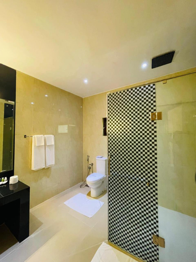Bathroom 4, Hotel Kamrel Sigiriya, Dambulla