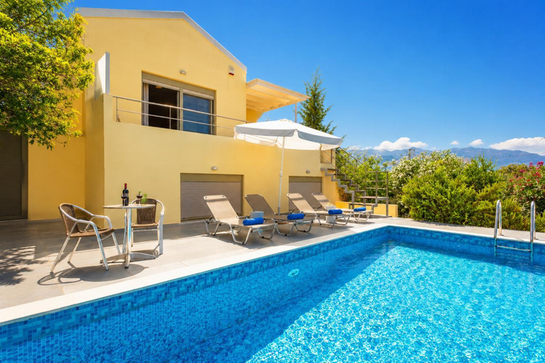 Others 5, Villa Arda, Crete