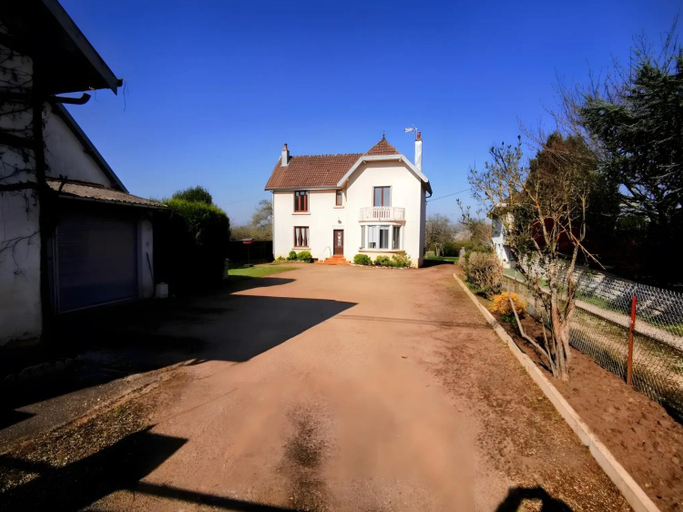 Exterior & Views 1, Chez Sandrine - Maison de Famille, Haute-Saône