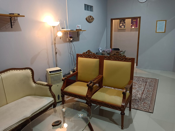 Others 5, Maulana Homestay by Login, Kuningan