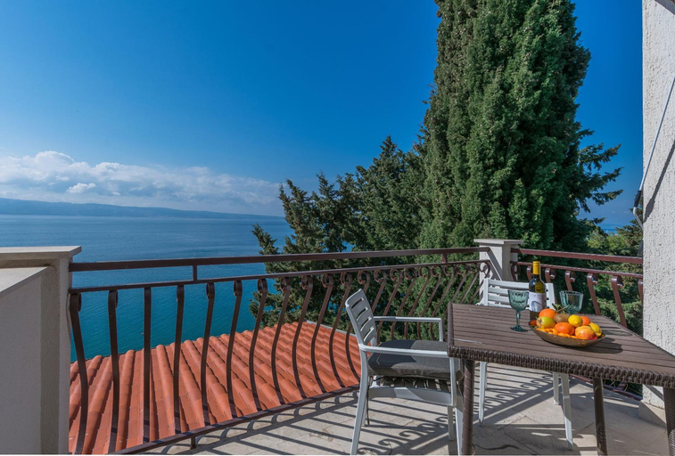 Balcony/terrace 5, Apartments Blue Adriatic View, Dugi Rat