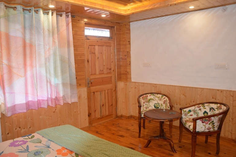 Room 4, The Heaven Paradise Premium, Shimla