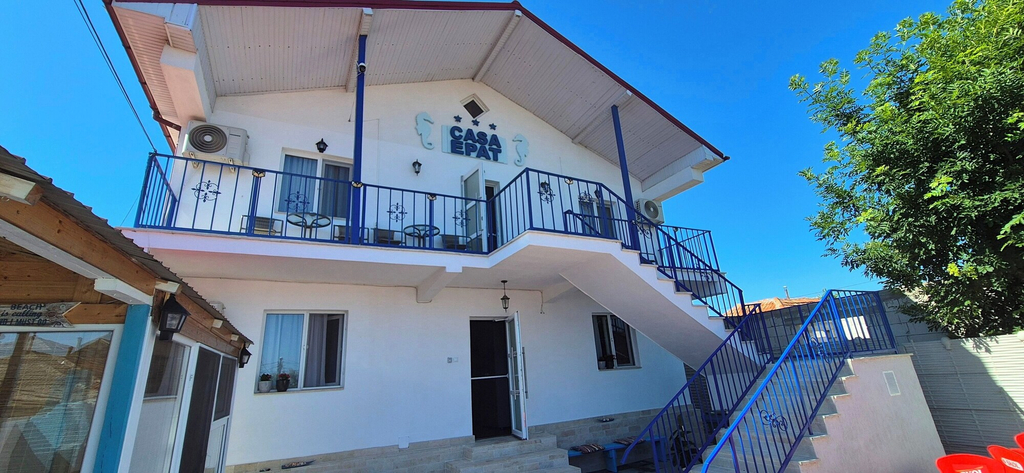 Exterior 5, EPAT, Limanu