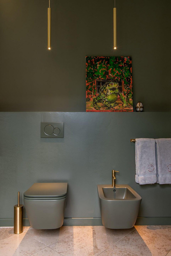Bathroom 5, Casa Giotto, Padua