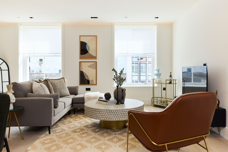 Room 3, The Pembridge Residences Building, London