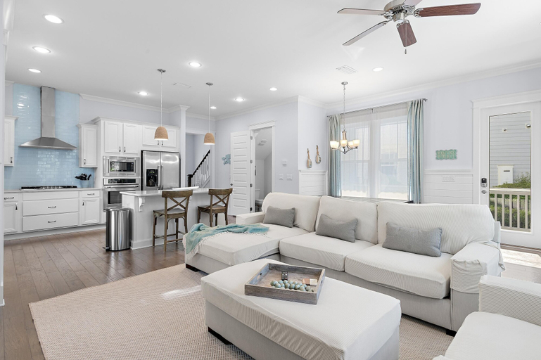 Living area 4, Seabreezy, Walton
