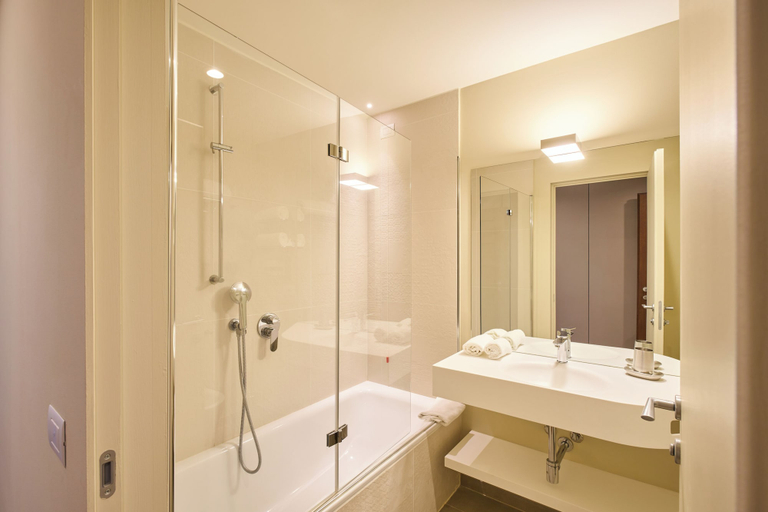 Bathroom 3, Ariosto Living, Milano