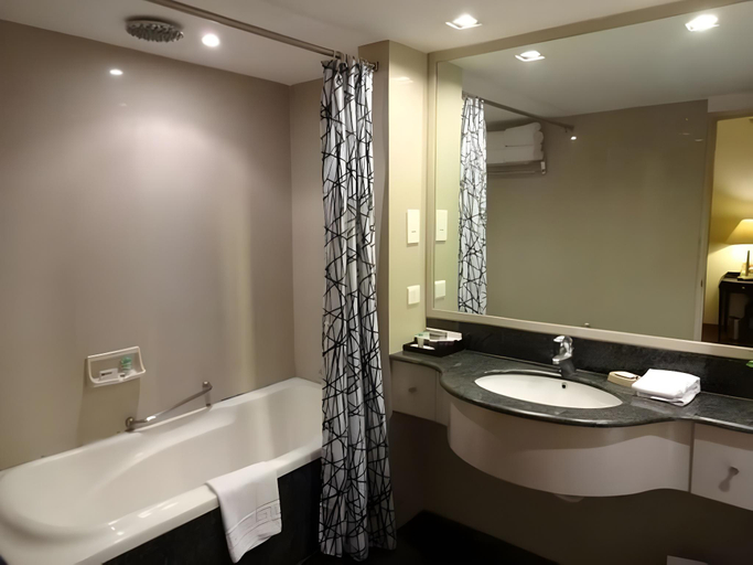 Bathroom 3, Hotel Minerva Grand Secunderabad, Hyderabad
