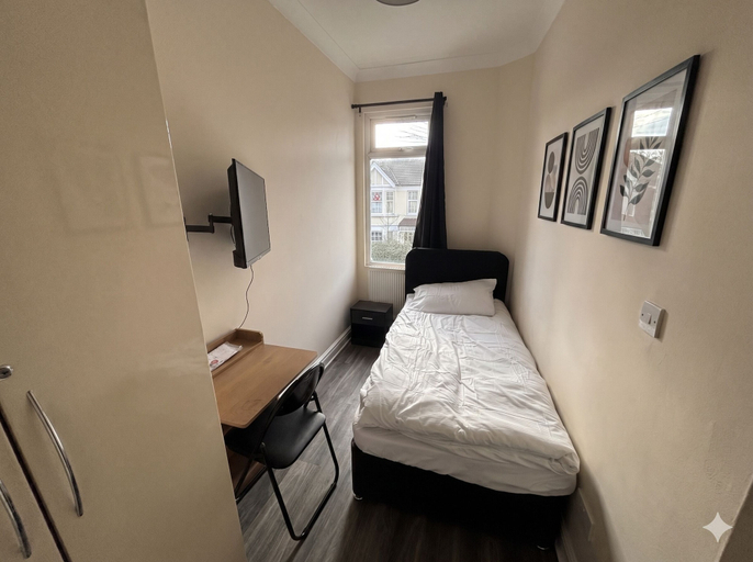 Room 2, Gassiot House, London