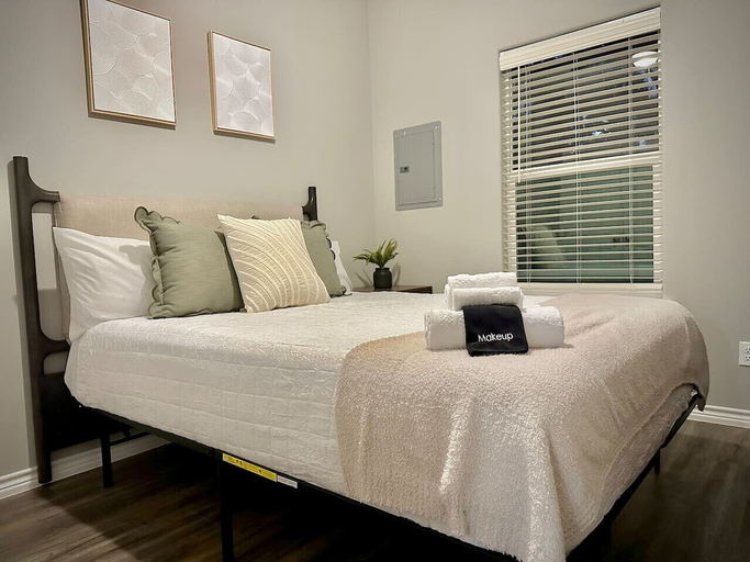Interior 4, A+ for Workers/family,bychoctaw,longstaydiscount, Bryan