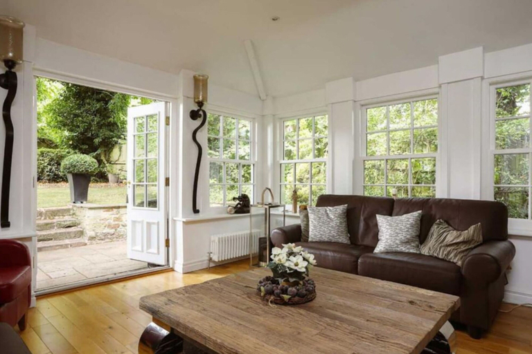 Room 4, Prospect House Elegant Georgian 4BR Home Durnham, Durham