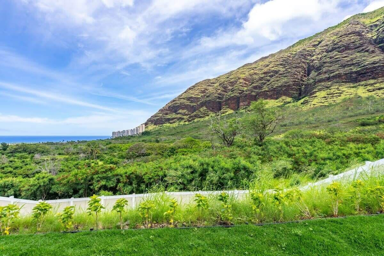 Interior 4, @ Marbella Lane - 2 Master Suites Mt+ocean Views, Honolulu