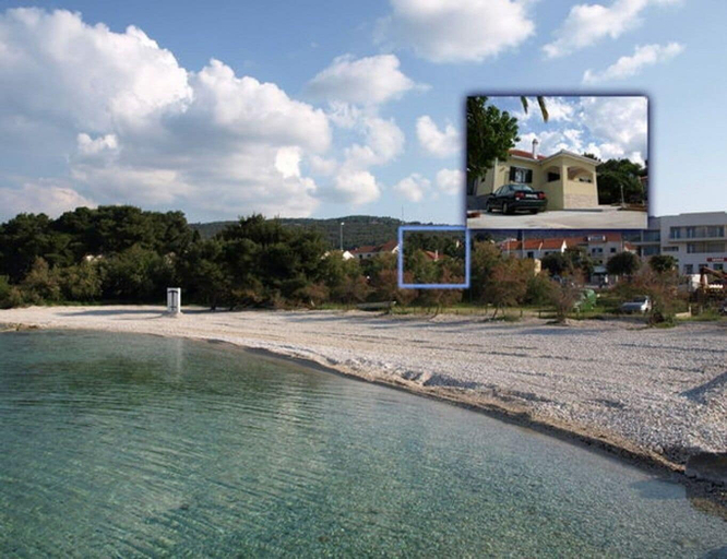 Others 3, Apartment Marina, Supetar