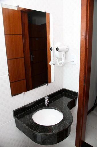 Bathroom 3, Miotto Executive Hotel, Navegantes