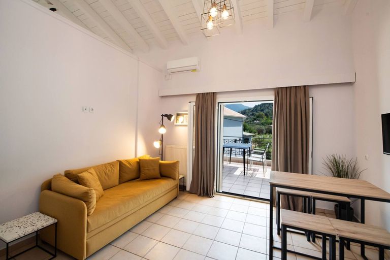 Room 2, DRAKATOS X APARTMENT, Ionian Islands