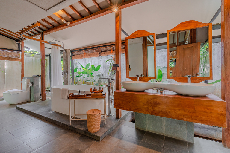 Ayom Java Village Solo - Bathroom
