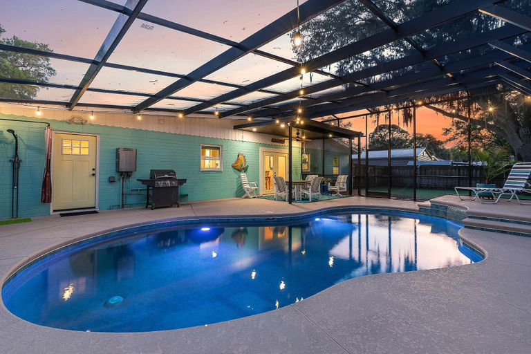 Pool 5, Sunny Dayz, Volusia