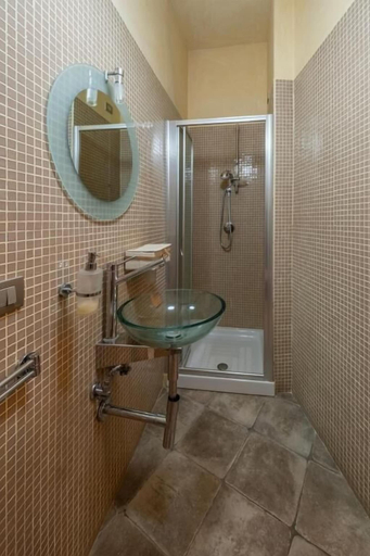 Bathroom 2, Dimora Paradiso, Campobasso