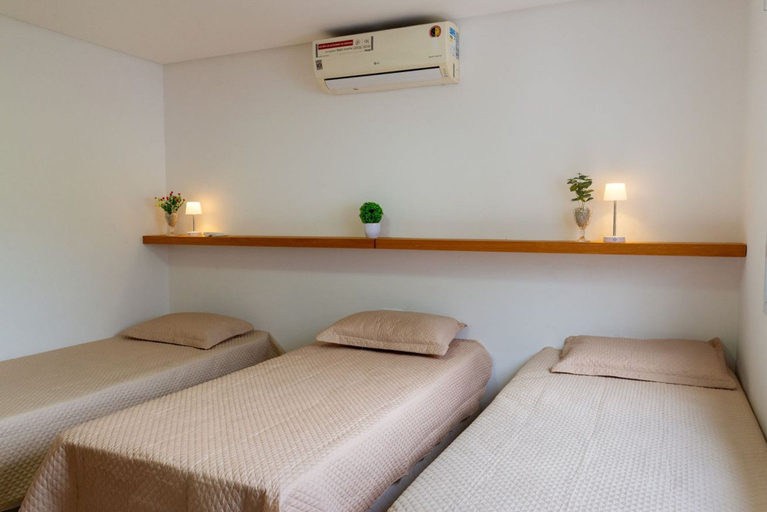 Room 2, Casa em Maresias Para 8 Pessoas a 350m da Praia, São Sebastião