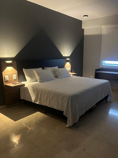 Room 4, Hotel San German, Guasave