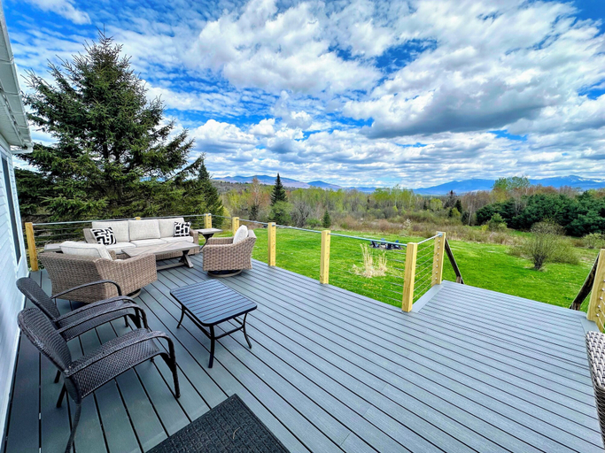 Interior 3, 64J Stunning Views, Coos