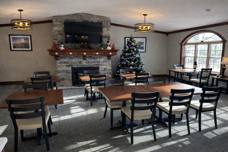 Food & Drinks 5, Fireside Inn and Suites, Ramsey