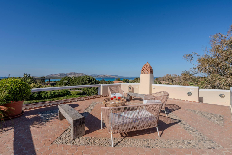 5, Villa Flor, Exclusive Property With Pool in Stintino, Sassari